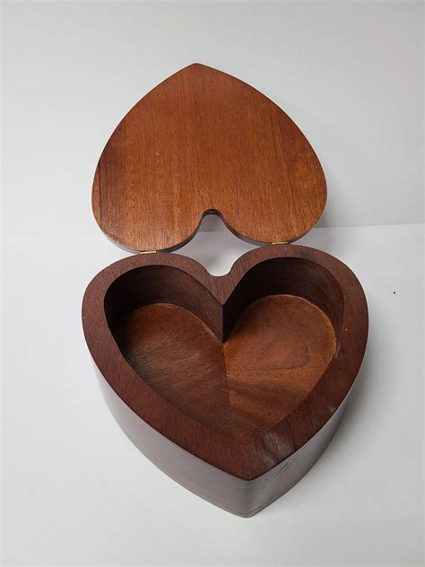 wood heart shaped jewelry box